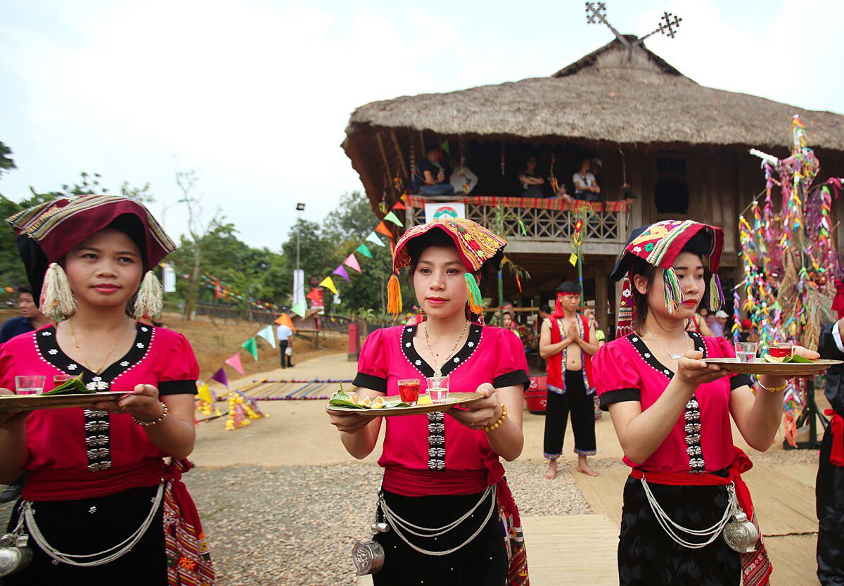 Les Thaï du Vietnam