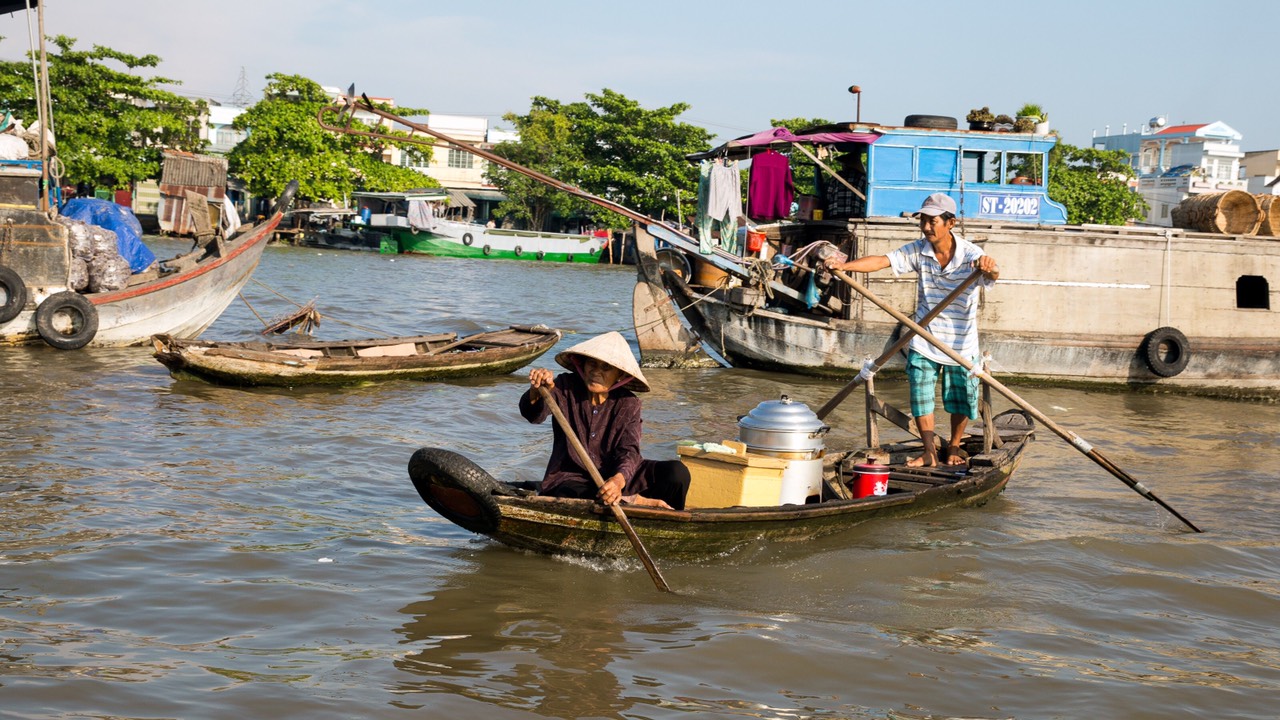 marche-flottant-nga-nam