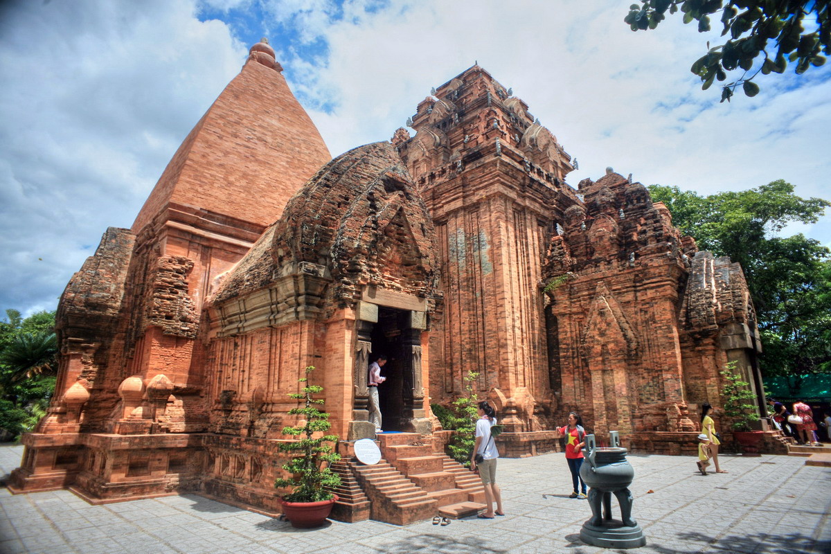 Tour de Ponagar – une œuvre architecturale typique des Cham