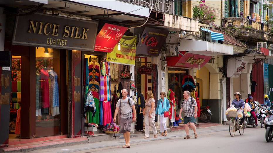 L’agence locale Vietnam Évasion vous propose un guide de la zone piétonne du week-end à Hanoï