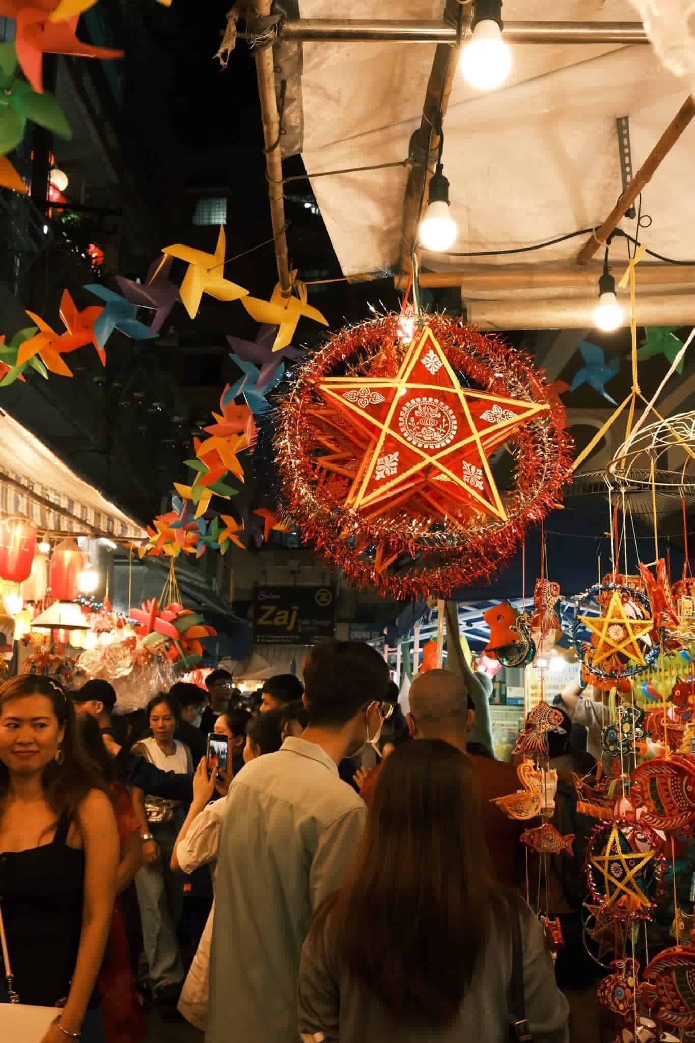 Fête de la mi-automne 2025 au Vietnam – Tout ce que vous devez savoir