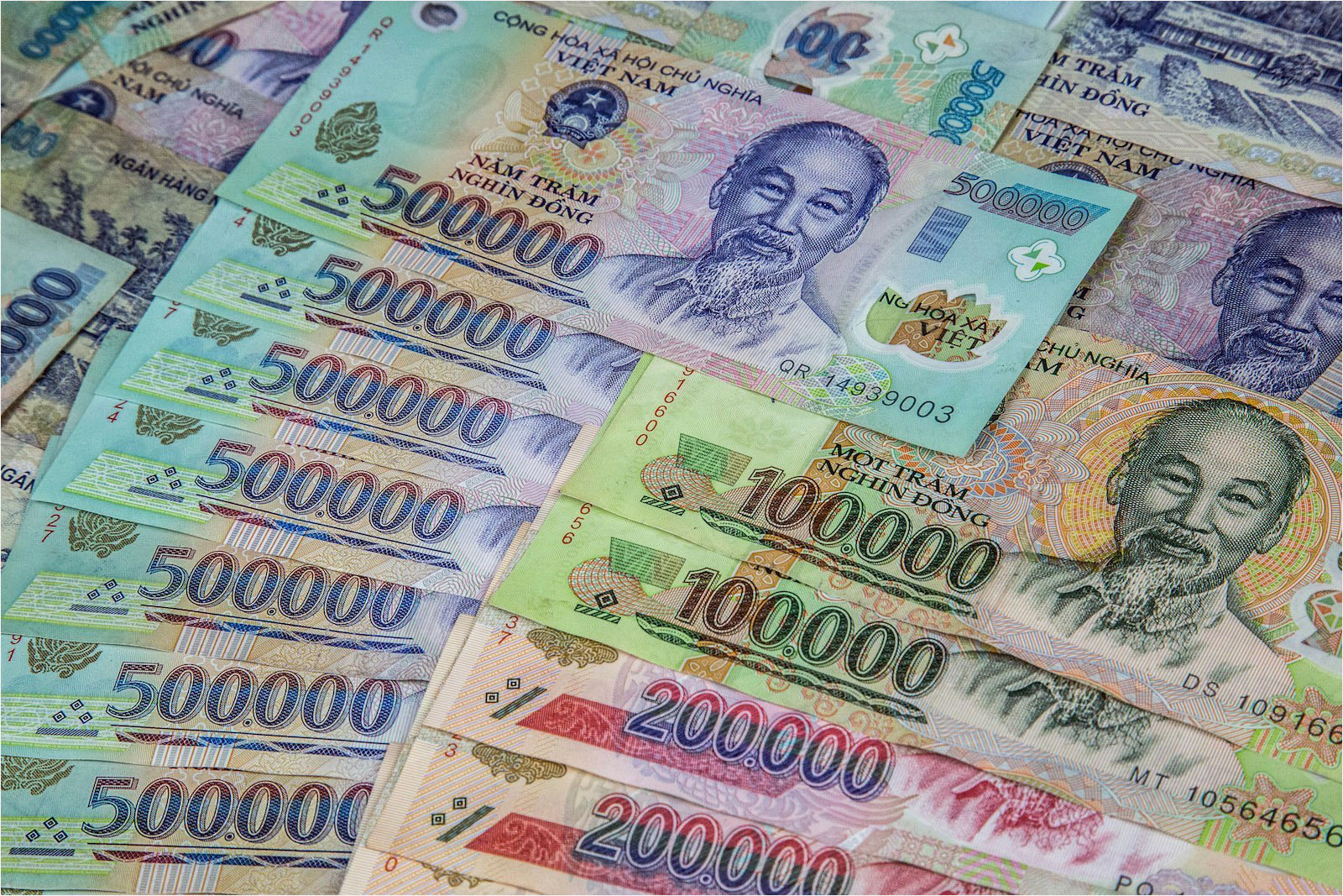 Changer de l’argent au Vietnam – Taux de change et astuces pour les visiteurs